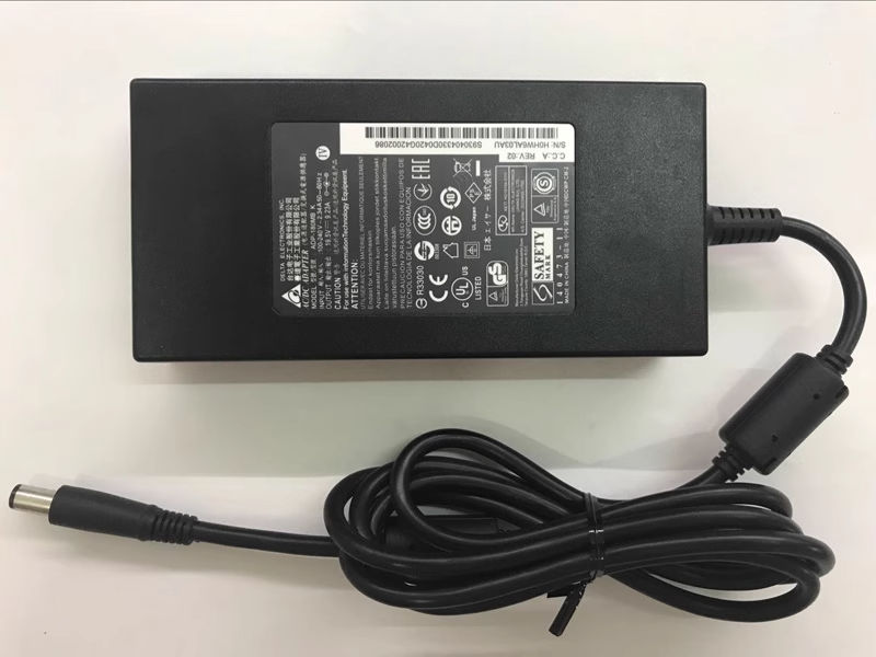 Adaptateur secteur Delta ADP-1 - Laptop Charger avis et prix